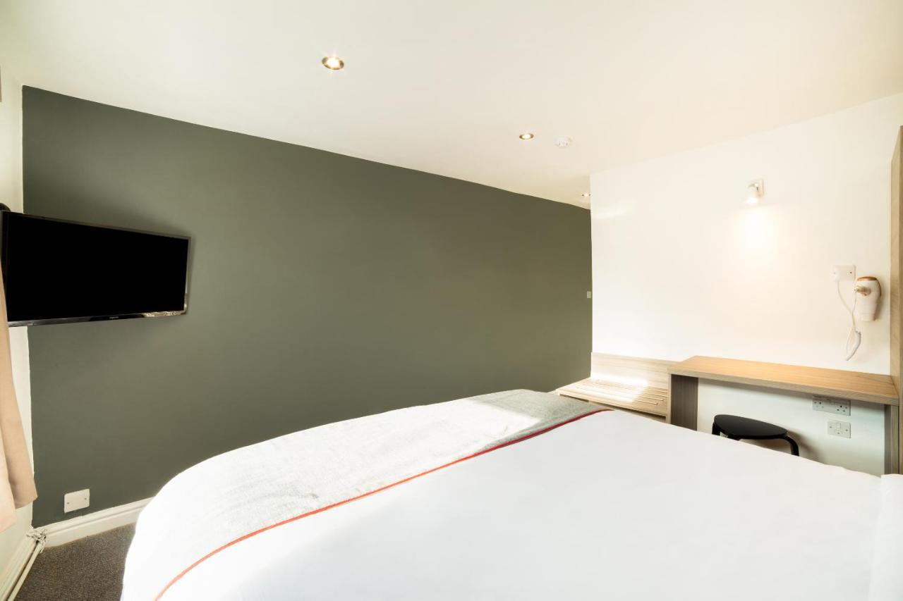 The Connaught Hotel Wolverhampton Kültér fotó