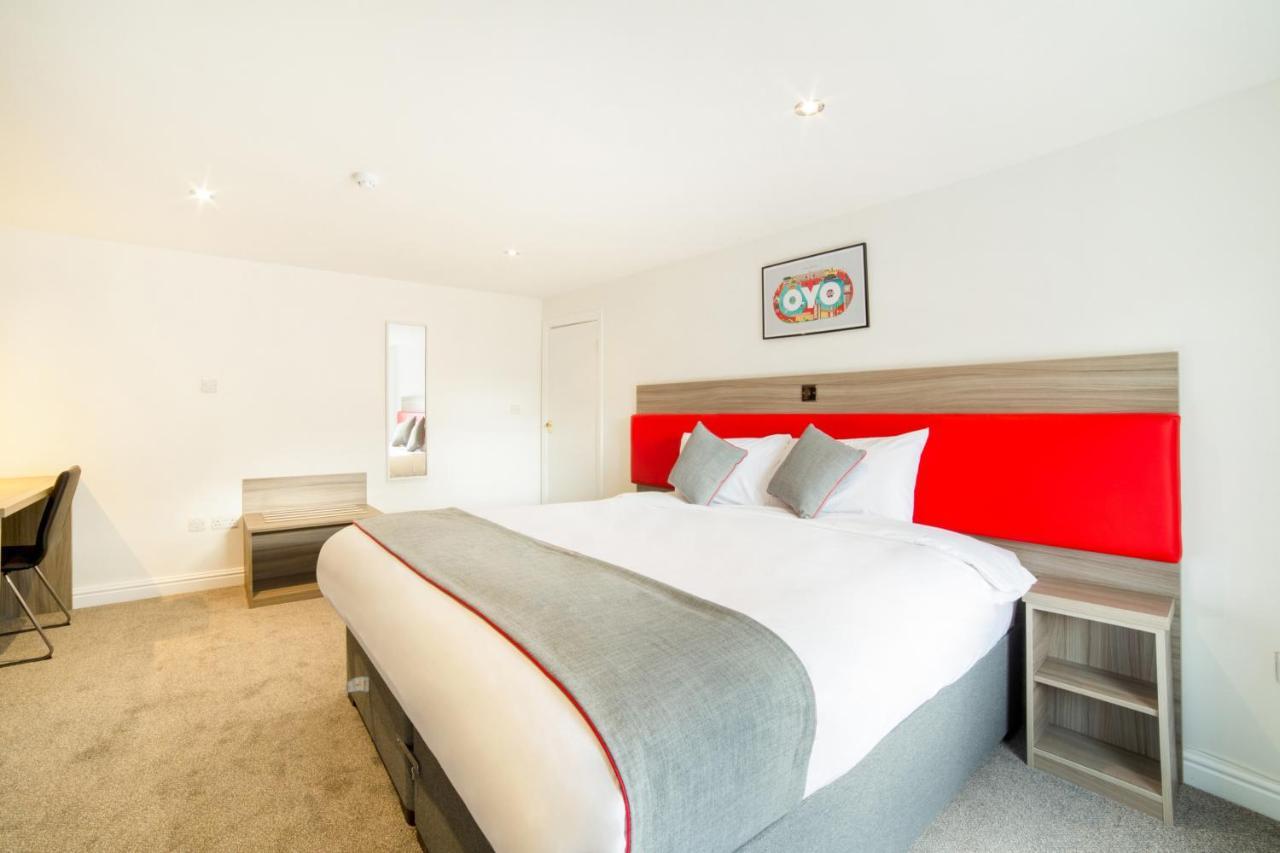 The Connaught Hotel Wolverhampton Kültér fotó